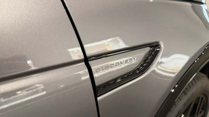 Land Rover Discovery Sport 1.5 P270e Metropolitan 5dr Auto [5 Seat] Station Wagon - Image 21